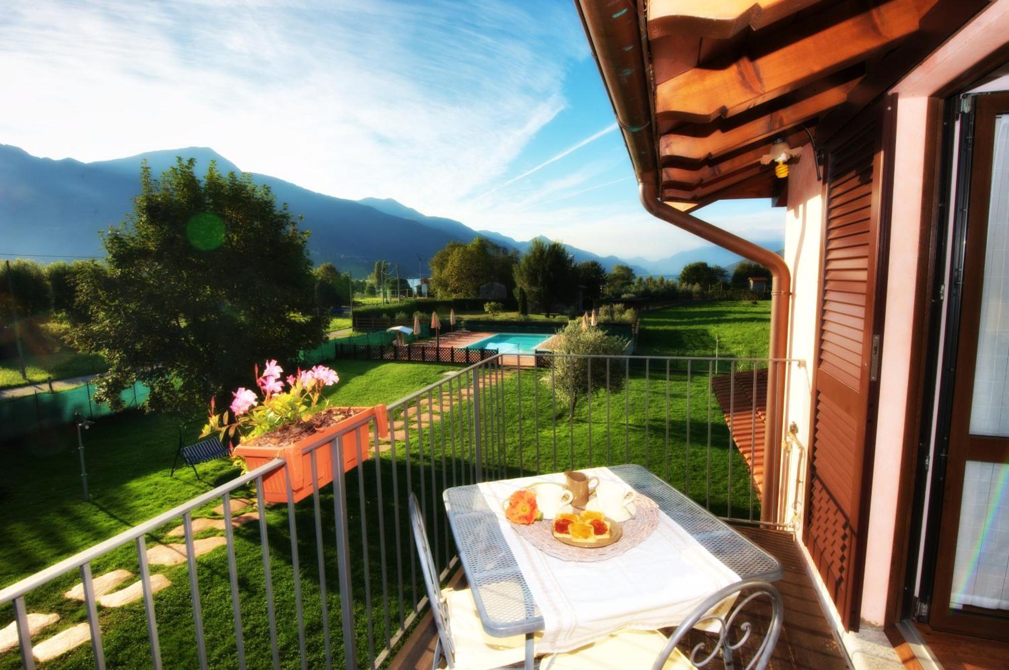 Agriturismo Alla Poncia Gravedona Exteriör bild