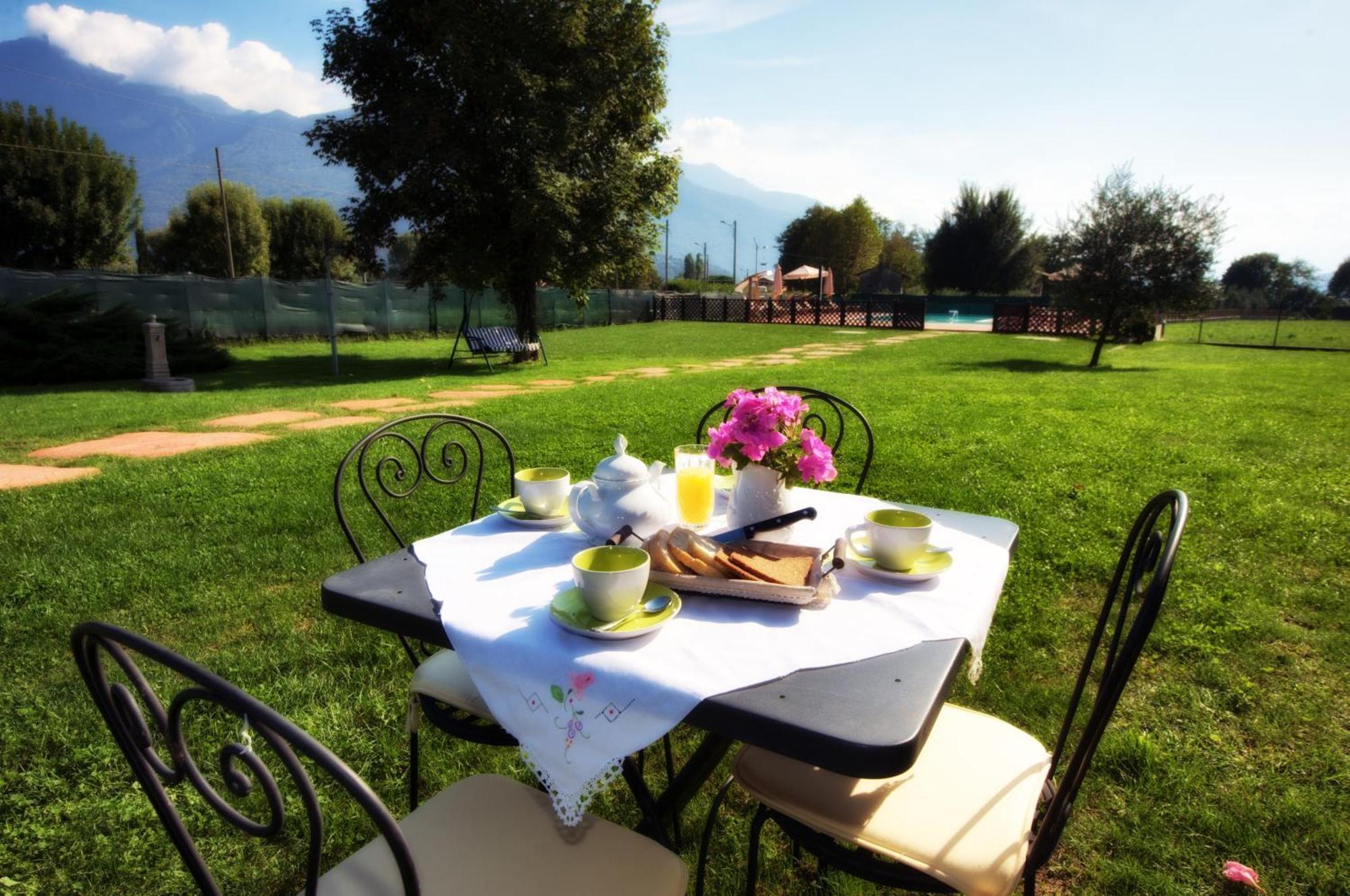 Agriturismo Alla Poncia Gravedona Exteriör bild