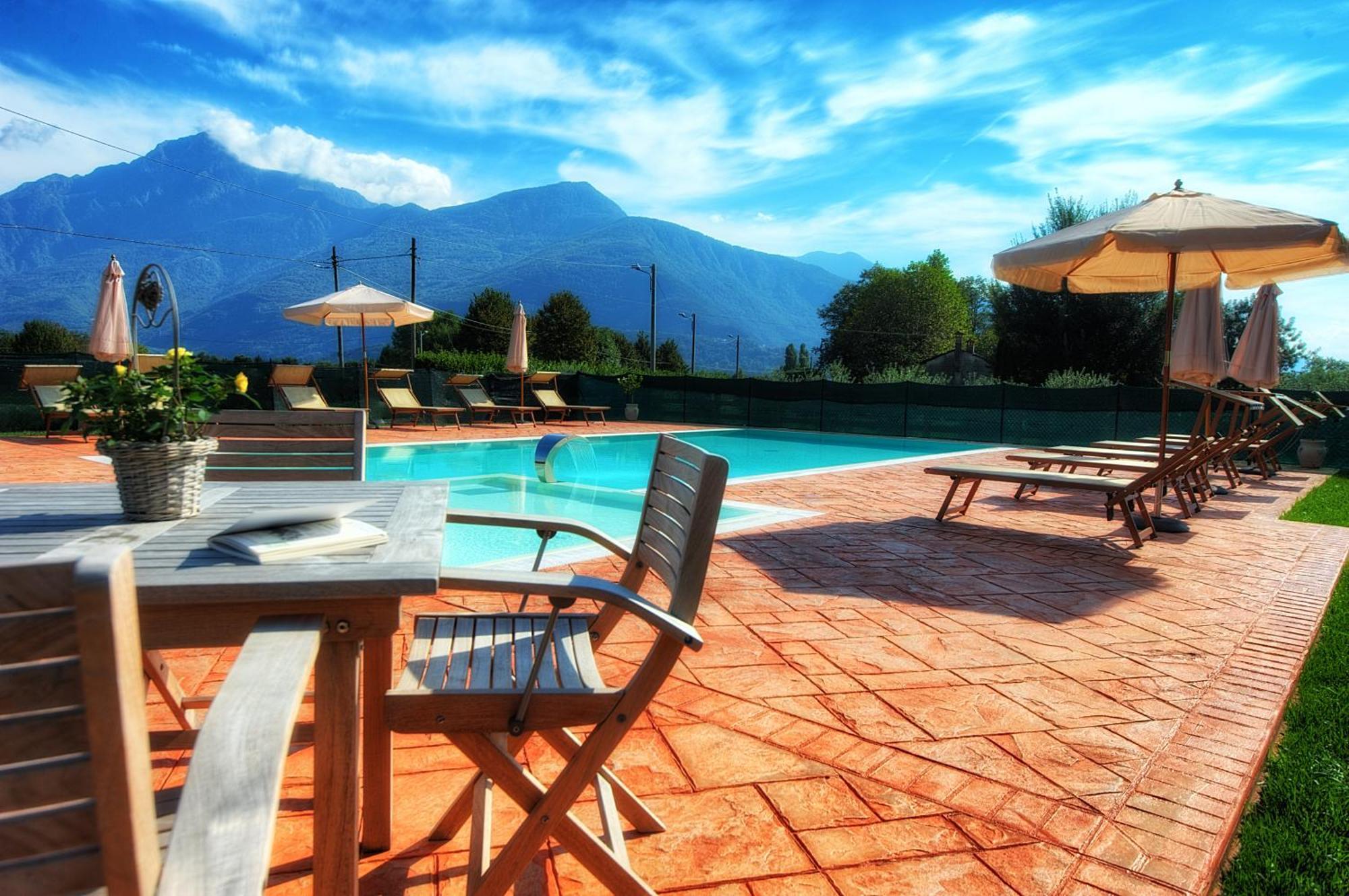 Agriturismo Alla Poncia Gravedona Exteriör bild