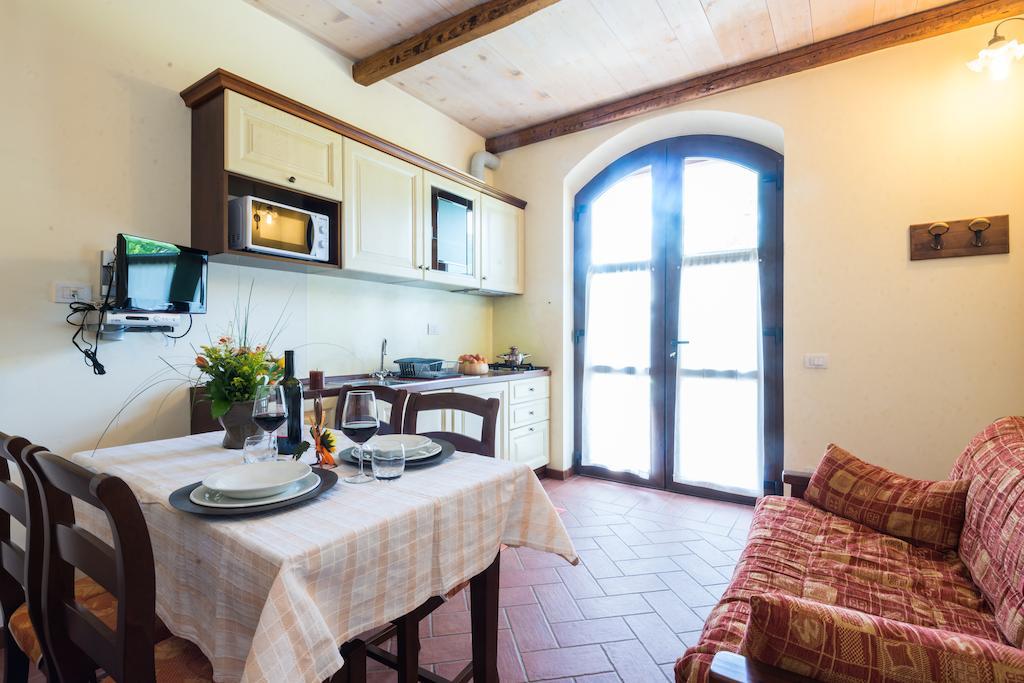 Agriturismo Alla Poncia Gravedona Rum bild