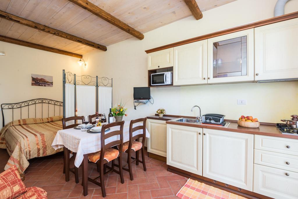 Agriturismo Alla Poncia Gravedona Rum bild
