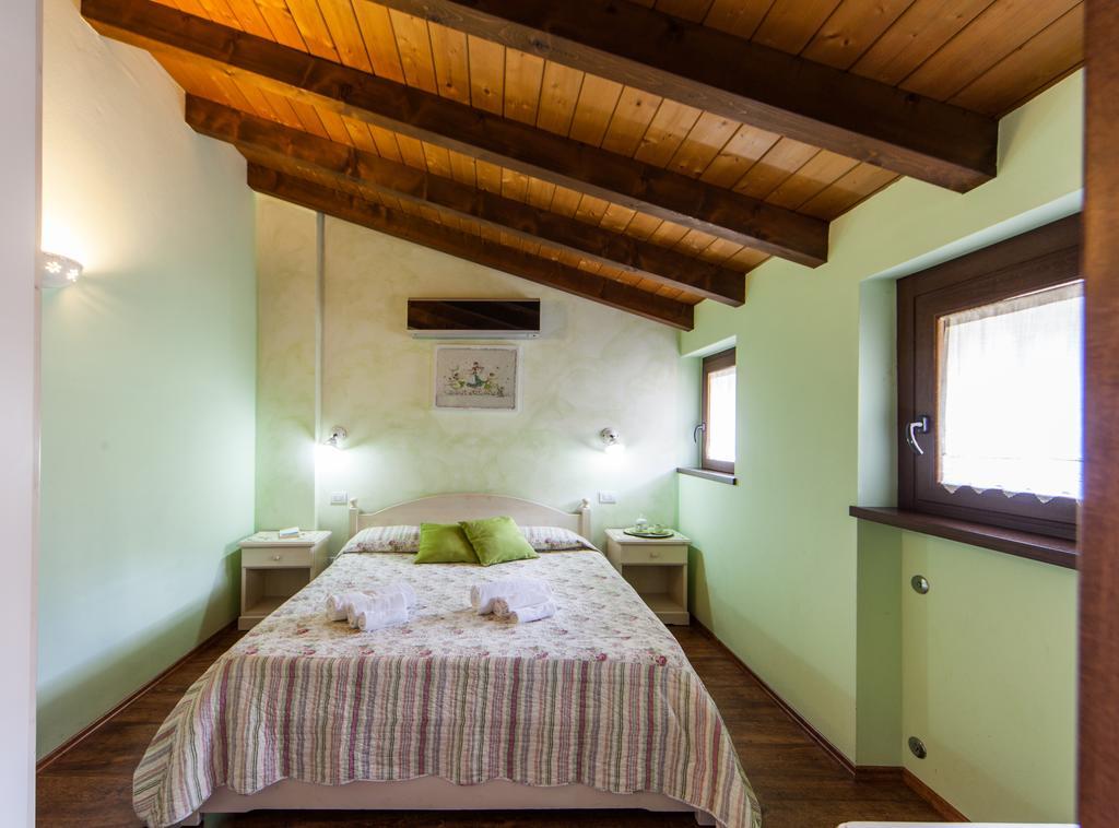 Agriturismo Alla Poncia Gravedona Exteriör bild