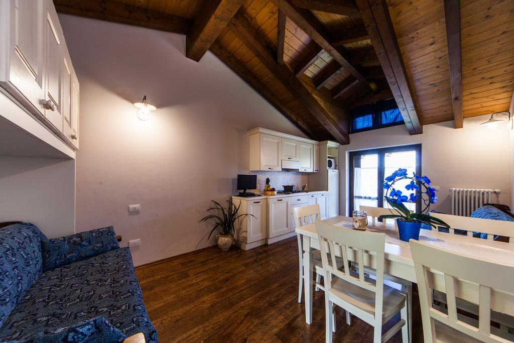 Agriturismo Alla Poncia Gravedona Exteriör bild