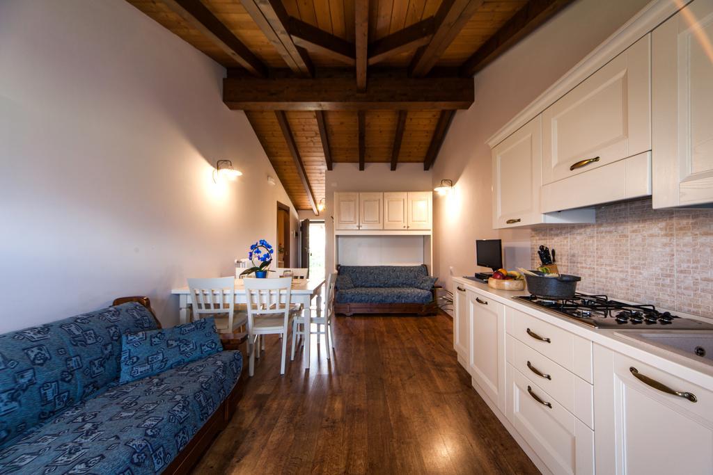 Agriturismo Alla Poncia Gravedona Exteriör bild